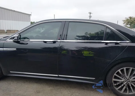 2017 Lincoln Continental Select z USA, uszkodzony, nr VIN 1LN6L9SK1H5609533